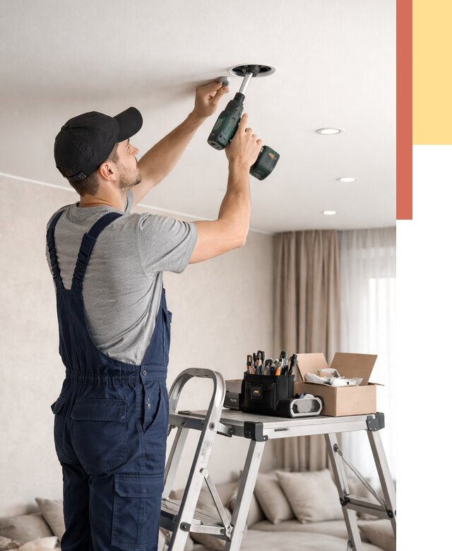 Установка и монтаж точечных светильников в натяжной потолок в Иркутске от 1875 руб. | ОТДЕЛОЧНИК-Ркт